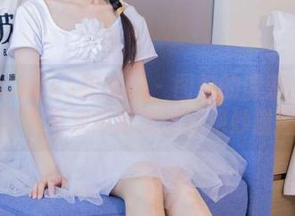 BoBoSocks袜啵啵 – 图包的诱惑：甜甜圈与两双高跟凉鞋的绝妙碰撞
