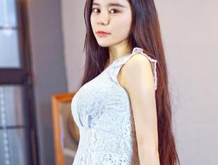 Feilin嗲囡囡 – Emily顾奈奈酱的私拍运动：这波美图，我可太羡慕了！