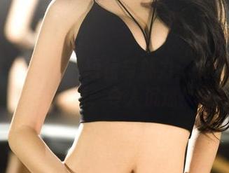 GIRLT果团网 – 短裙与魅力：龚玥菲的写真资源，令人沉迷！