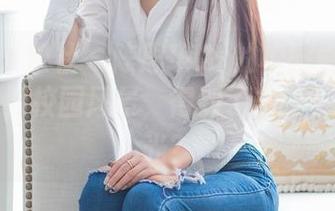 IMiss爱蜜社 – 陈思琪Ar的校园最新写真集：美如校园风景，得到了多少学弟的目光？