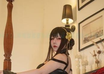 KANEKO_咔喵的秘密私拍，作品里藏着她小小的叛逆！