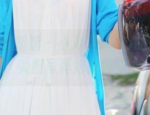 MyGirl美媛馆 – 小海臀rena的白色秘密，美图写真拖拽你的心!