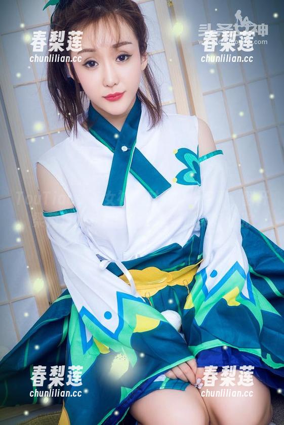 TouTiao头条女神 - 时尚的一瞬间：翻开梁芮溪的私房图包，套装的美好时光