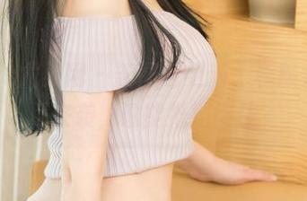 UGirls尤果网 – 新图包更新，李颜儿比基尼来袭，谁能抵挡得住？