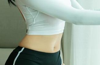 UGirls尤果网 – 精选林妃媛浴室照：潮湿又心动的瞬间