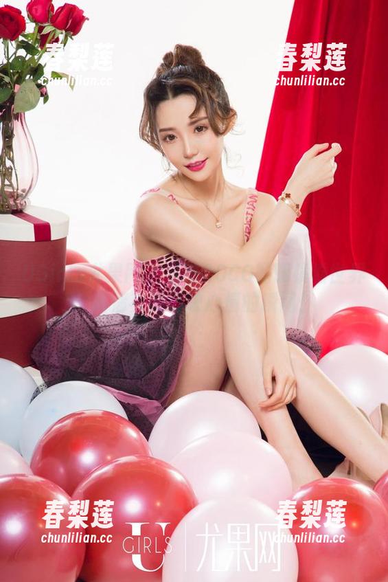UGirls尤果网 - 从毛COCO的眼镜看世界：高清美图倒映心情的瞬间！