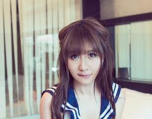 UGirls尤果网 – 黑白写真拼图：穆菲菲无圣光合集，来拼出你心中的完美形象