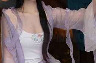 Xiuren秀人网 – 海边的Candy糖糖私拍计划——原图中的细腻风情