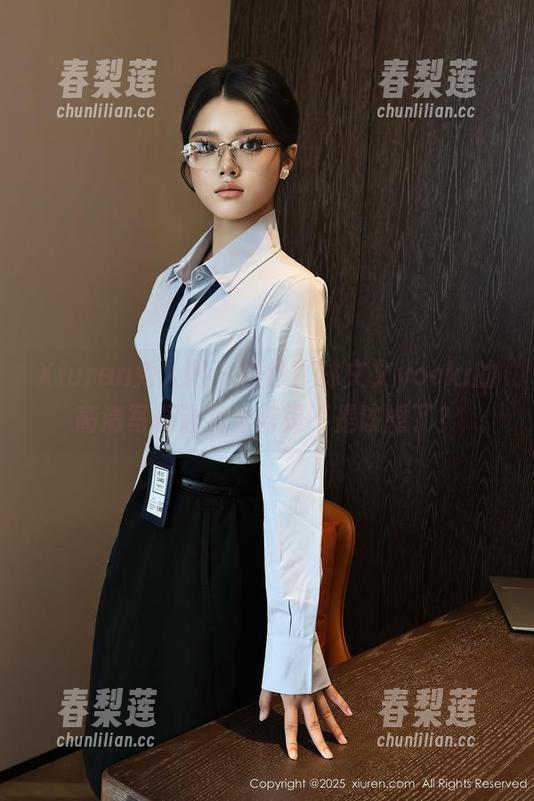 Xiuren秀人网 - 婚纱？林文文yooki的高清写真让我觉得是不是该婚了？