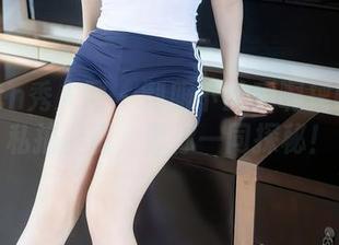 Xiuren秀人网 – 制服下的瑶啊摇的瑶：私拍资源，邀你一同探秘！
