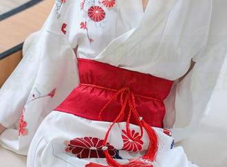 Xiuren秀人网 – 从谢小蒽的夏天写真里学到，怎么才能在高温中保持不变的优雅！