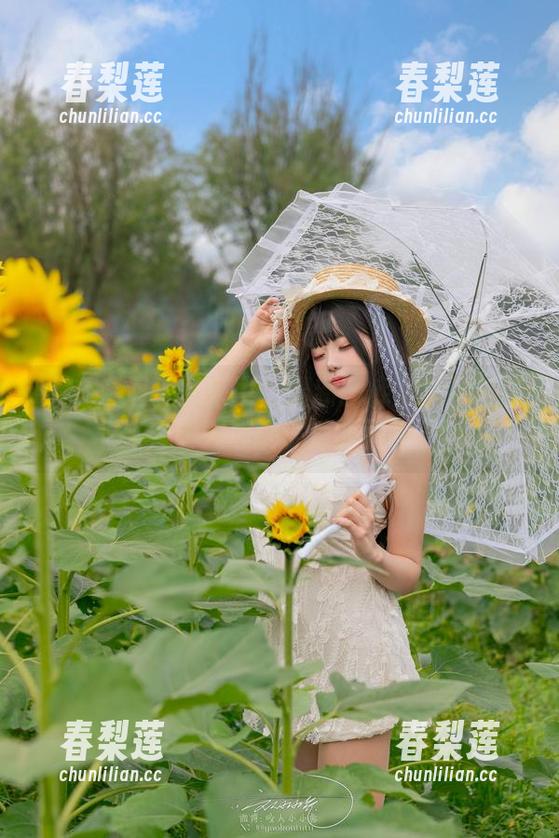 Yiko湿润兔又来了！最新图库里的原神申鹤，让人心跳加速的画面！