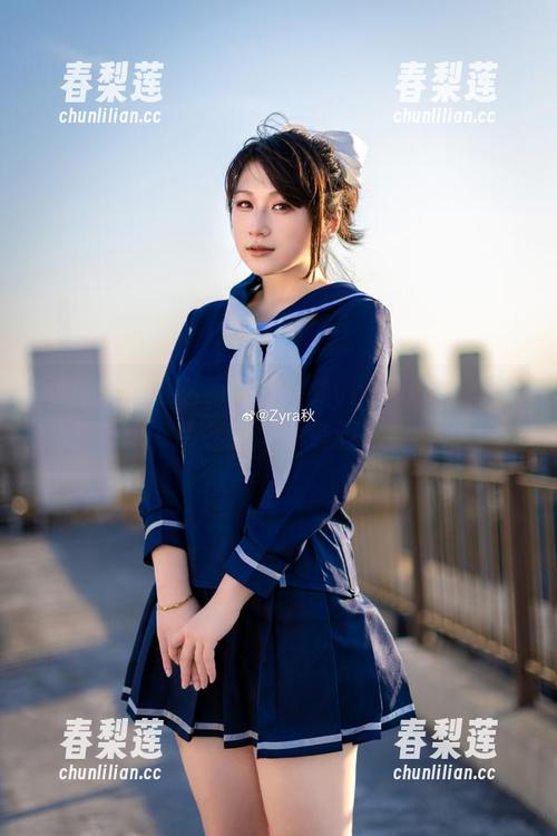 网袜也能这么有气质？Zyra秋的写真图片令我瞬间信服！