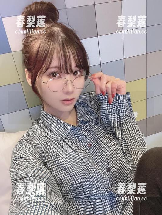 けん研在fantia-2024中，每张图片无意间让人心跳加速，啊，这感觉…真奇妙！
