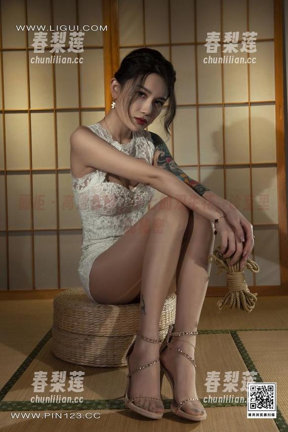 丽柜 - 高清套图：小七的双生花，诊室里的秘密