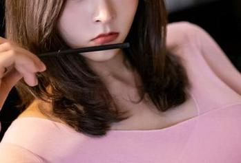 丽柜 – 潘潘蕾丝全集：每一张都在挑战我的审美底线！