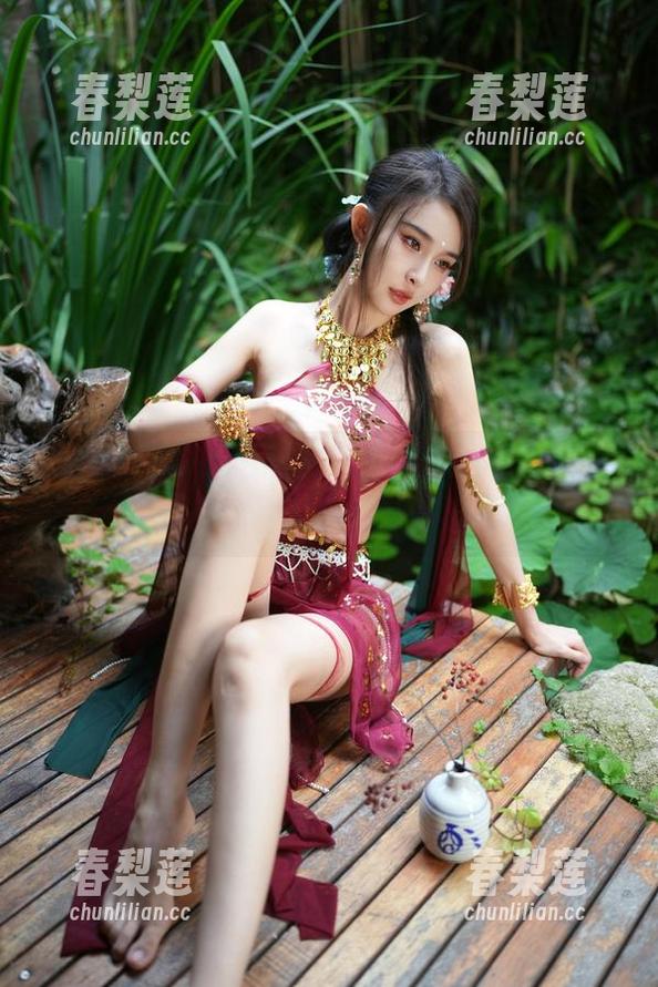 在余多多Dudu的特辑皮肤解压中，找到属于你的套图分享乐趣！