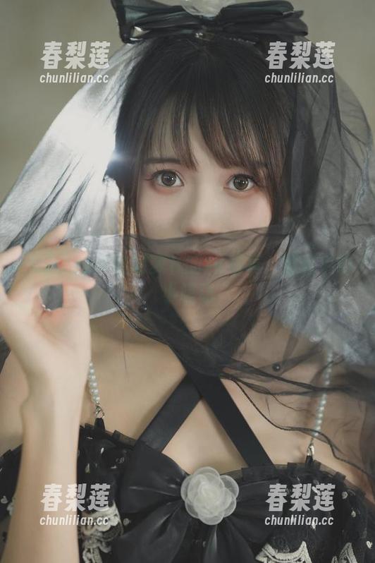 兔子Zzz不吃胡萝卜的JK写真：静谧中的小骚动