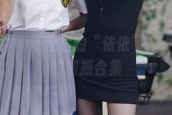 初夏女神 – 浴室里的“依依”：一场观众的震撼合集