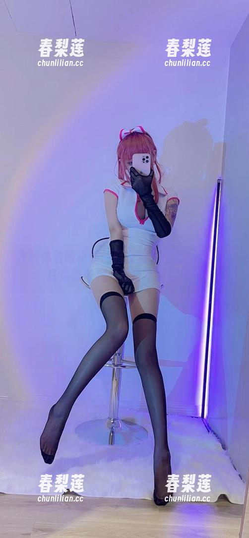 在线体验啾小妍的暗夜猫女作品：喵～猫耳朵带带我，黑夜不是问题！