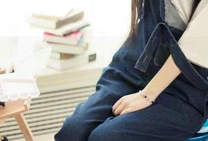 头条女神 – 崔昭妍的居家风情：图库分享带你感受宅家美学