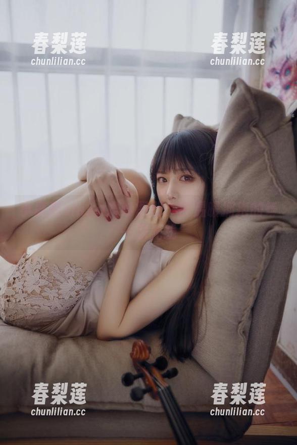 小鹿鹿shika婚纱图册：被温暖拥抱的每一道光线