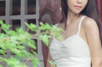 尤果网 – 叶希的职业装秘辛：每一张套图都藏着不可告人的性感故事，愿意一起解密吗？