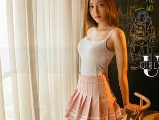 尤果网 – 当诗朵雅变身南瓜女巫：万圣节写真集等你分享！