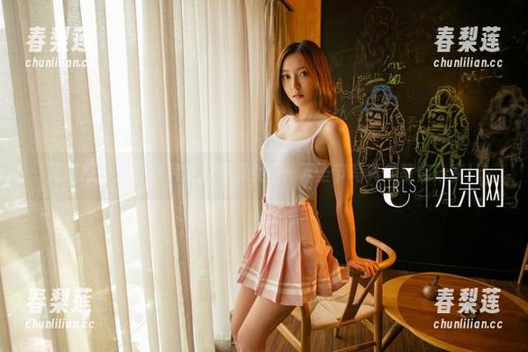 尤果网 - 当诗朵雅变身南瓜女巫：万圣节写真集等你分享！