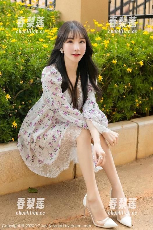 尤蜜荟 - 易阳Silvia的柔和白色，福利写真让你欲罢不能