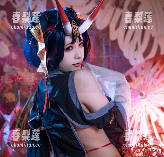 拖拉大王与修女的对话：图包中蕴藏的欲望与神秘
