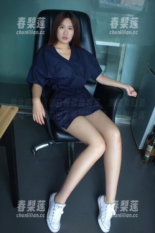 推女郎 - 这组白丝作品合集，娜露真的是把每一帧都拍出了细腻的情感，肖像中满是气息。