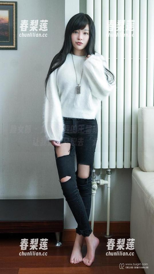 推女郎 - 放飞自我的王馨瑶，美足美图，让我此刻只想去‘走’走！