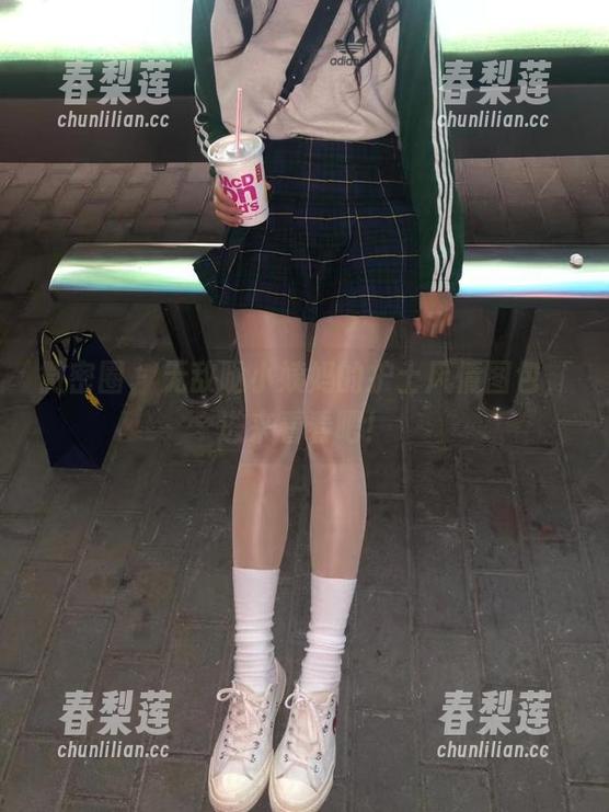 微密圈 - 无敌哒小姨妈的护士风情图包，进来看看吧！