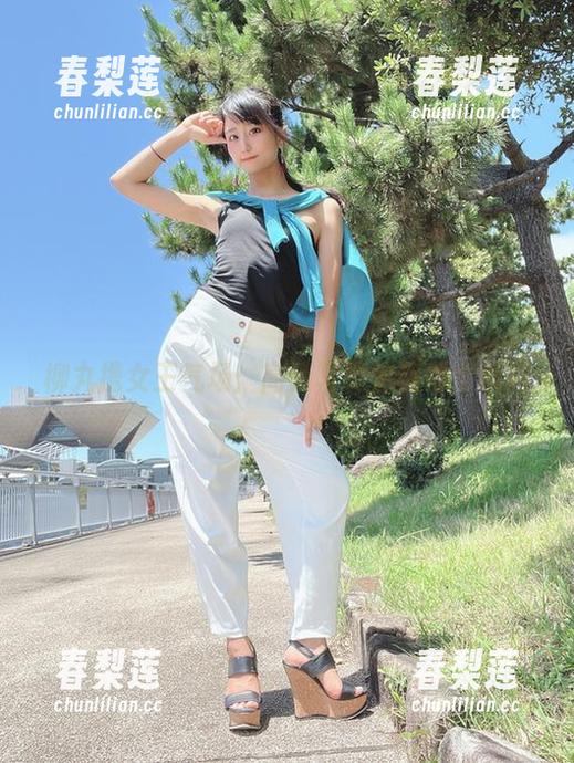 柳丸携女王气场：高清写真定格每个瞬间