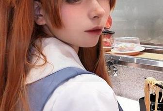 看特软儿Sona如何解锁甜美职业装：原图精彩，资源也情绪满满！