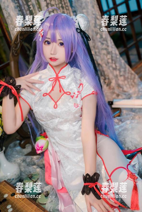 在猫君君MaoJun的白色世界里，cos原图是怎样炼成的？