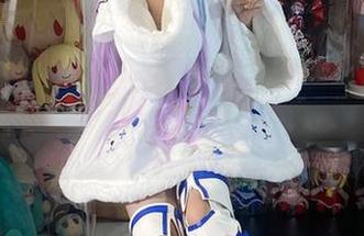 在“崩坏·星穹铁道昔涟”里，白栎Shirly教你无圣光新姿势
