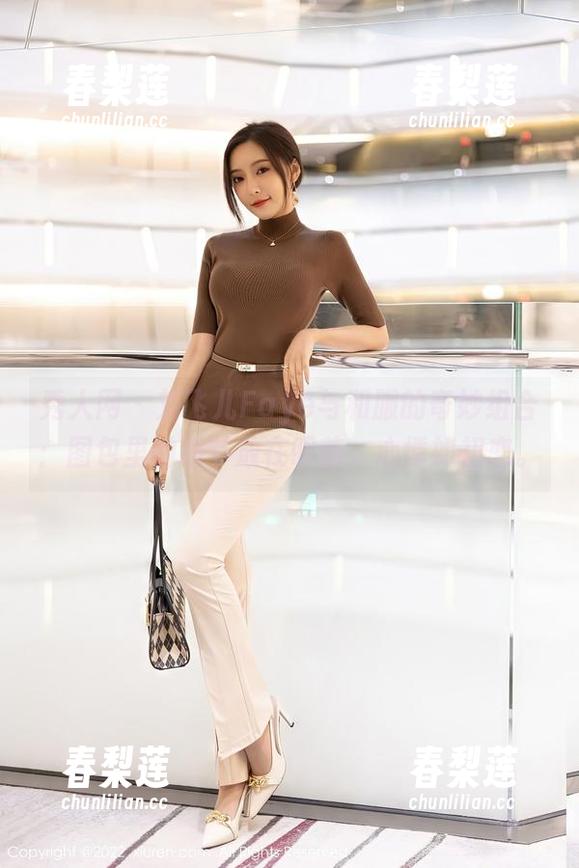 秀人网 - 刘飞儿Faye与和服的奇妙组合：图包里的细节放在眼前，心悸如初恋。