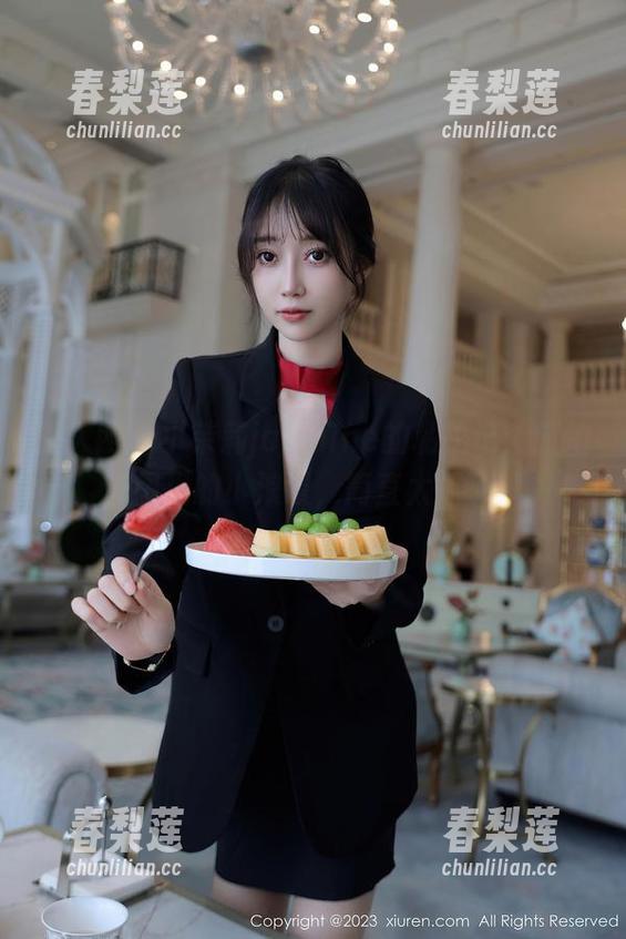 秀人网-小茉莉jasmine 秀人网 - 小茉莉jasmine的私拍记:旅拍套图里的小浪漫,简直太撩了!