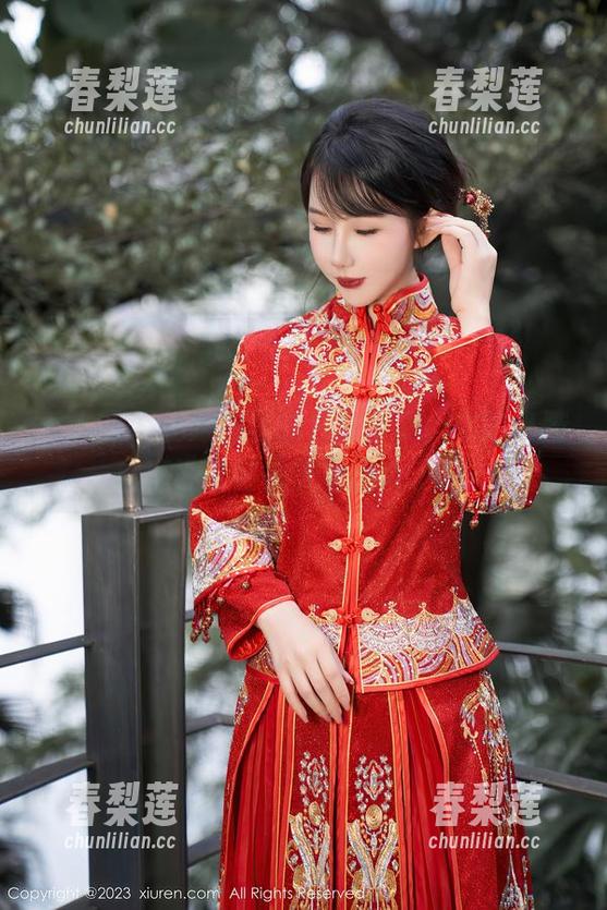 秀人网 - 抖娘利世的白裙写真，你的电脑屏幕准备好被美丽围攻了吗？