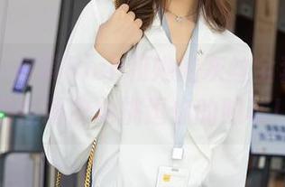 秀人网 – 柚琪Rich和她的灰丝全套写真，都在调皮地挑逗你的眼球！