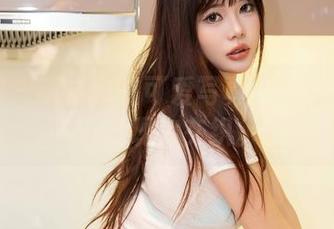 秀人网 – 萌白酱的可爱写真：图库里的梦幻与现实交织。