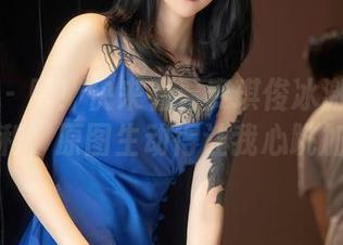 秀人网 – 喂！快来看看麦琪绫冰激淋的校服福利，原图生动得让我心跳加速！