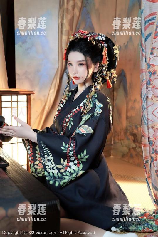 秀人网 - 这不是梦！麻吉小兔子和她的礼服合集图片