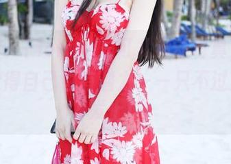美媛馆 – Flower朱可儿运动写真，瞬间让我觉得自己也有潜力——只不过是在沙发上！