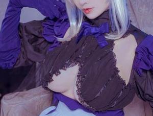 不可错过的“肉扣热热子”海伦礼服美图，免费下载让你心花怒放！