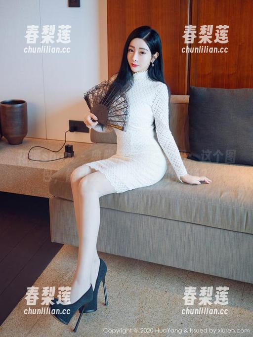 花漾show - 典雅吊裙与小热巴：这个图包，能引发多少人心中小剧场？
