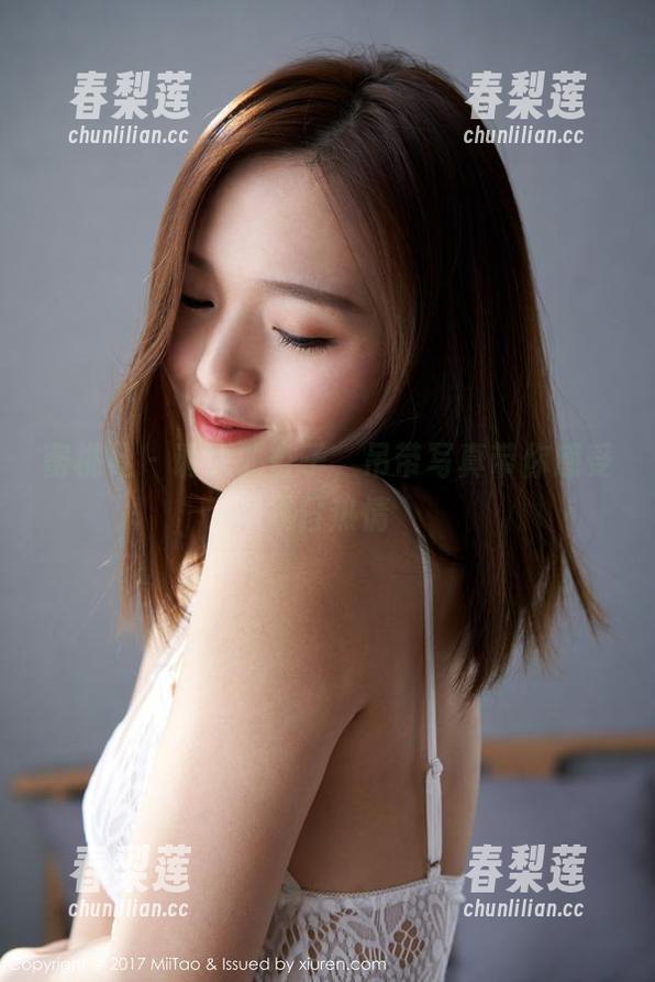 蜜桃社 - 诱人的杏子，吊带写真带你感受夏日热情
