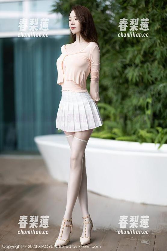 语画界 - nova李雅的写真秘籍：黑丝吊袜+魅惑=完美组合！